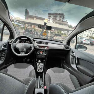 Citroën C3 1.2 Exclusive - Image 10