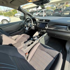 Nissan Leaf N-Connecta - Image 11