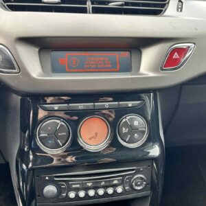Citroën C3 1.2 Exclusive - Image 17