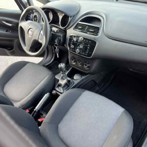 Fiat Punto 1.2 Young S&S - Image 11