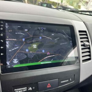 Mitsubishi Outlander 2.2 DI-D Intense - Image 12