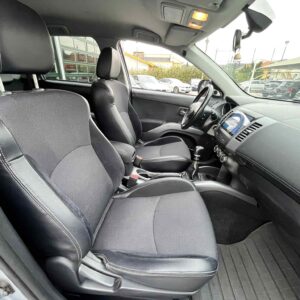 Mitsubishi Outlander 2.2 DI-D Intense - Image 14