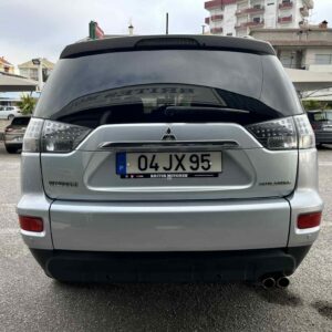 Mitsubishi Outlander 2.2 DI-D Intense - Image 8