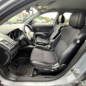 Mitsubishi Outlander 2.2 DI-D Intense - Image 11