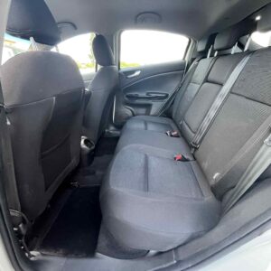 Alfa Romeo Giulietta 1.6 JTDm Distinctive - Image 9