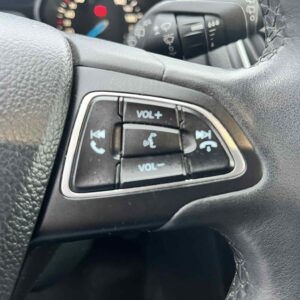 Ford Focus SW 1.5 TDCi Titanium - Image 11