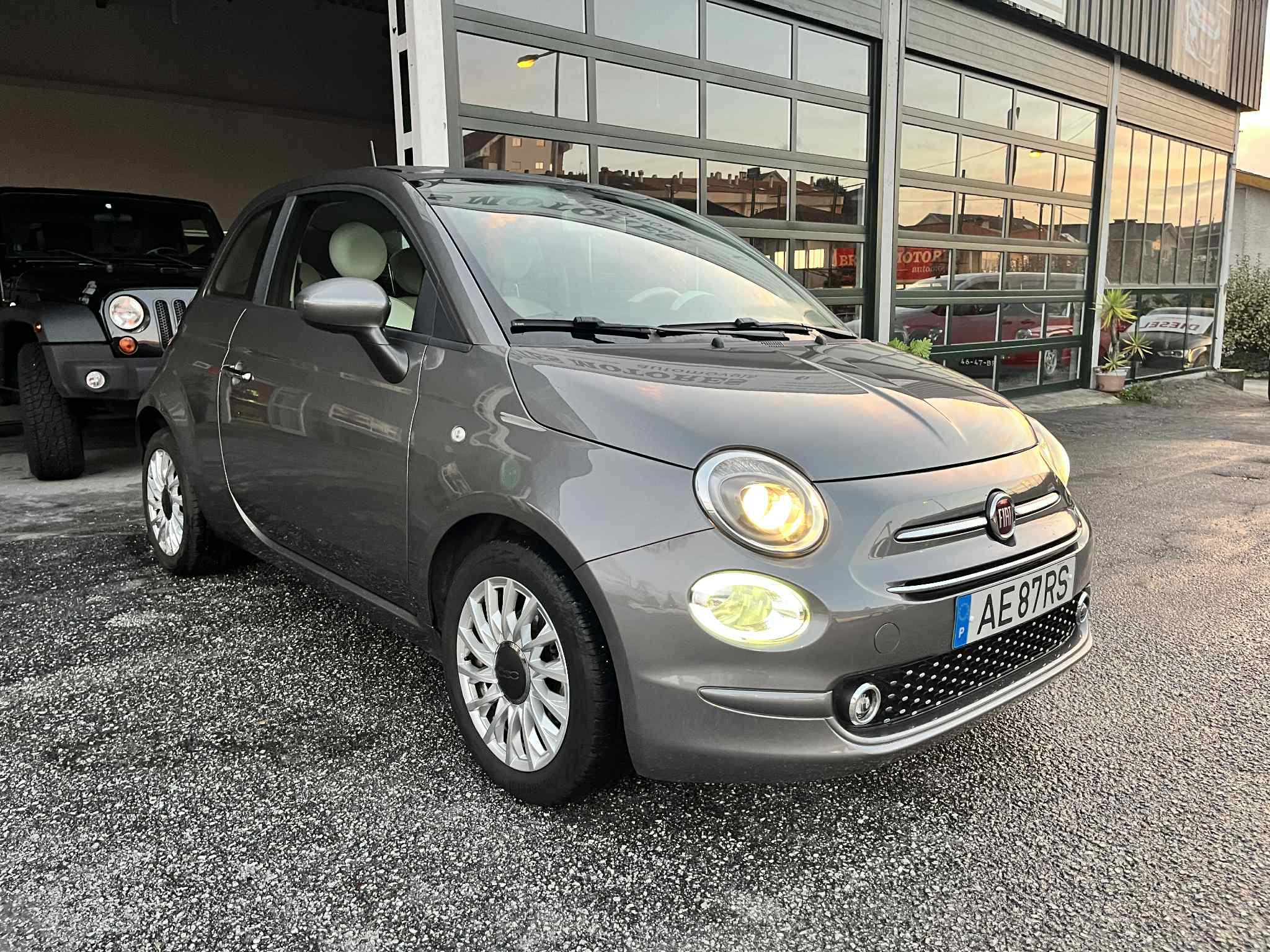 Fiat 500 1.0 Hybrid Lounge - Image 8