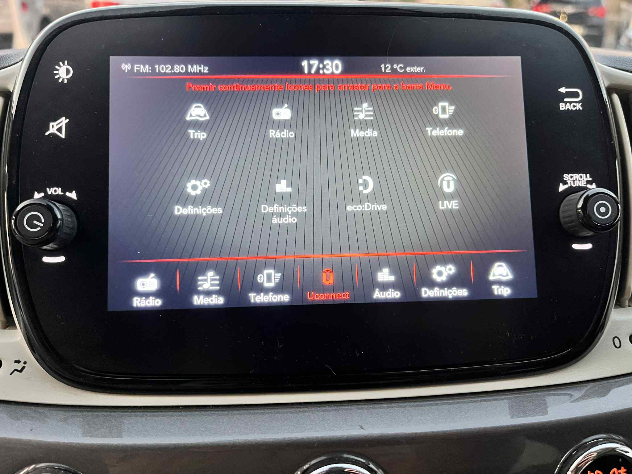 Fiat 500 1.0 Hybrid Lounge - Image 15