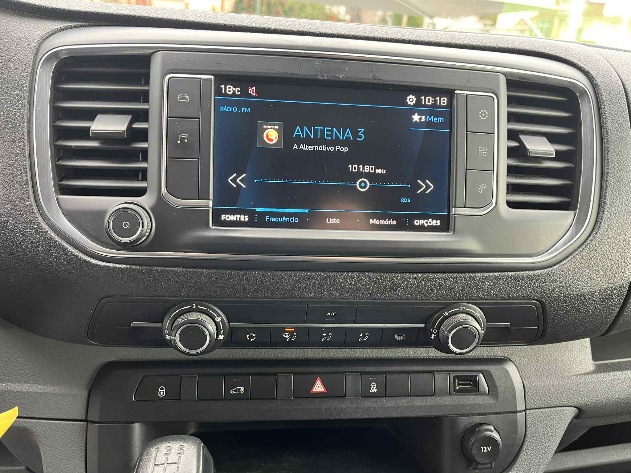 Peugeot Expert 1.6Hdi L2 IVA dedutivel - Image 15