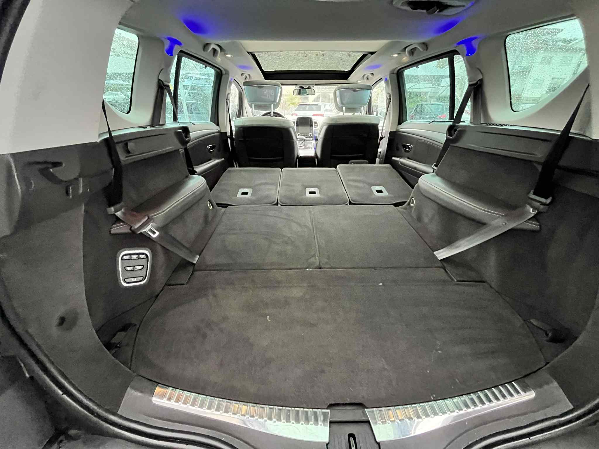 Renault Espace 1.6 dCi Initiale Paris EDC - Image 24