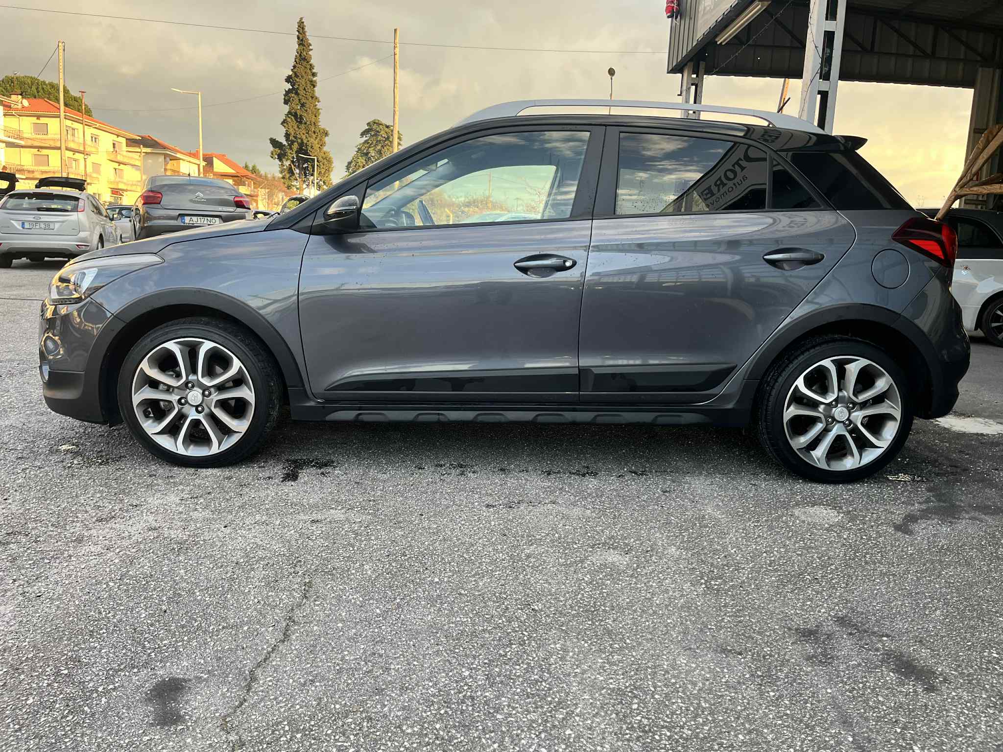 Hyundai i20 Active 1.0 T-GDi Style+TT+CI 7DCT - Image 6