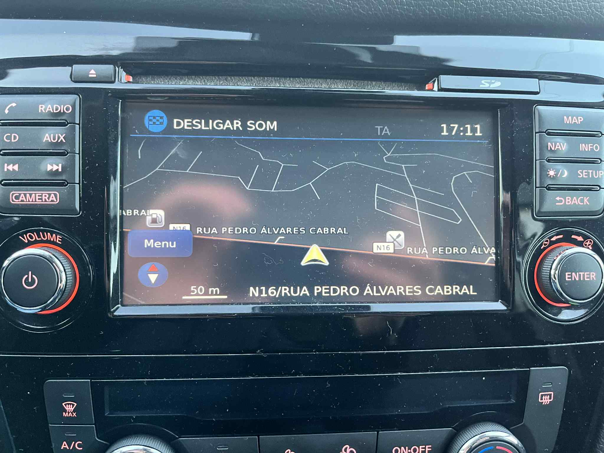 Nissan Qashqai 1.2 DIG-T Tekna Premium - Image 15