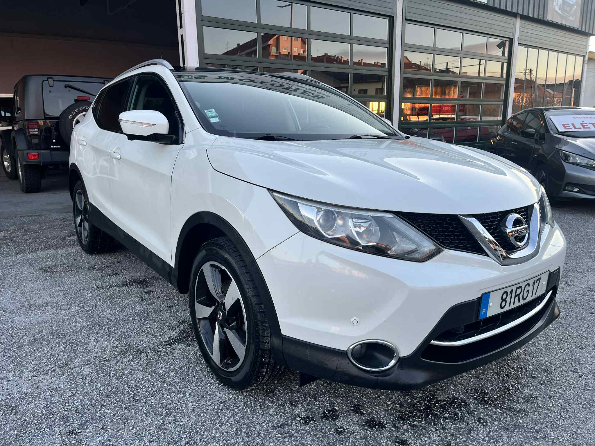Nissan Qashqai 1.2 DIG-T Tekna Premium - Image 3