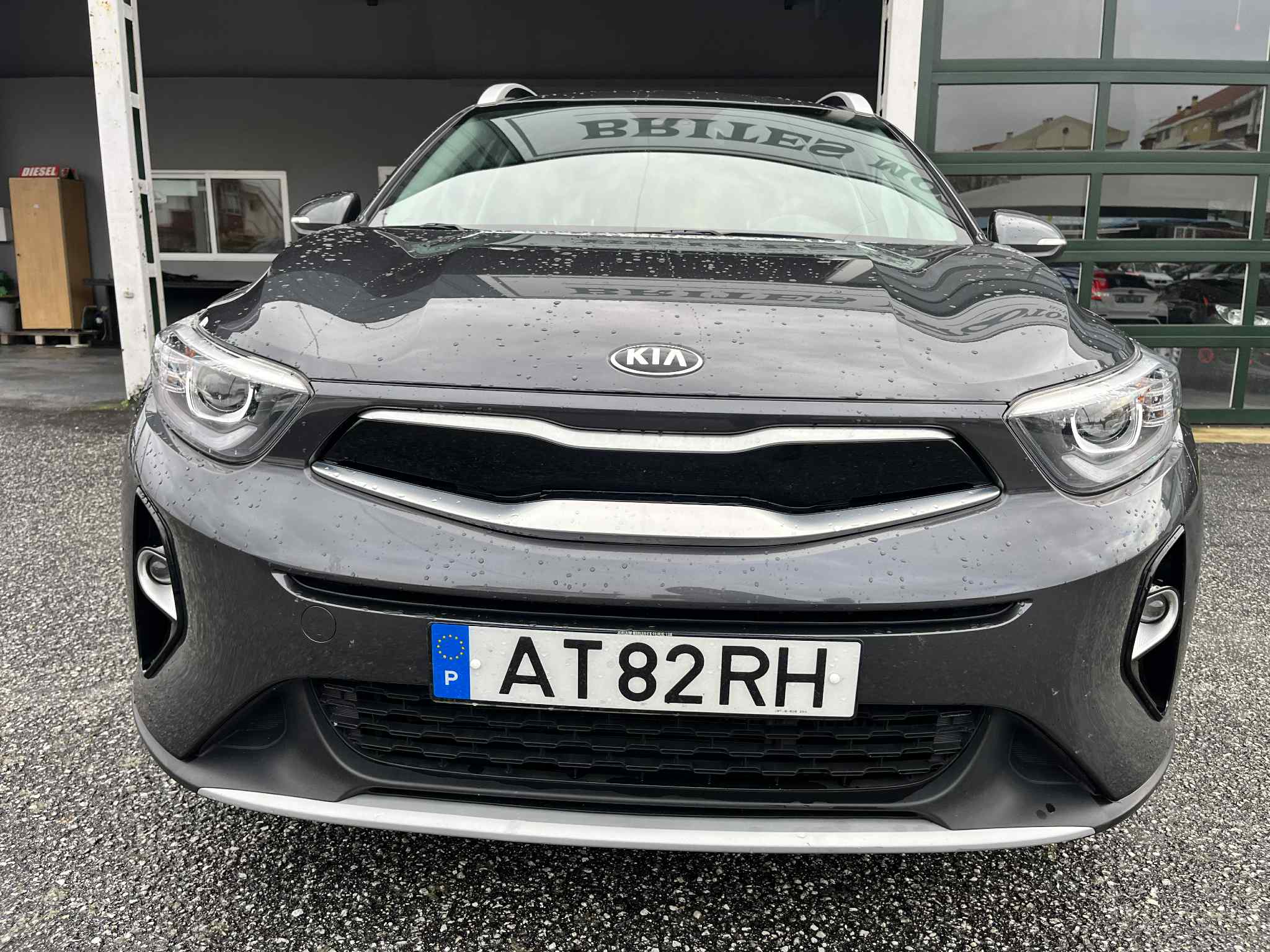 Kia Stonic 1.6 CRDI Vision - Image 5