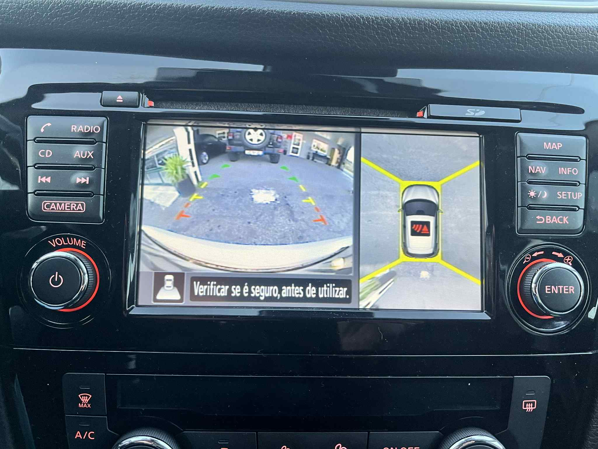 Nissan Qashqai 1.2 DIG-T Tekna Premium - Image 16