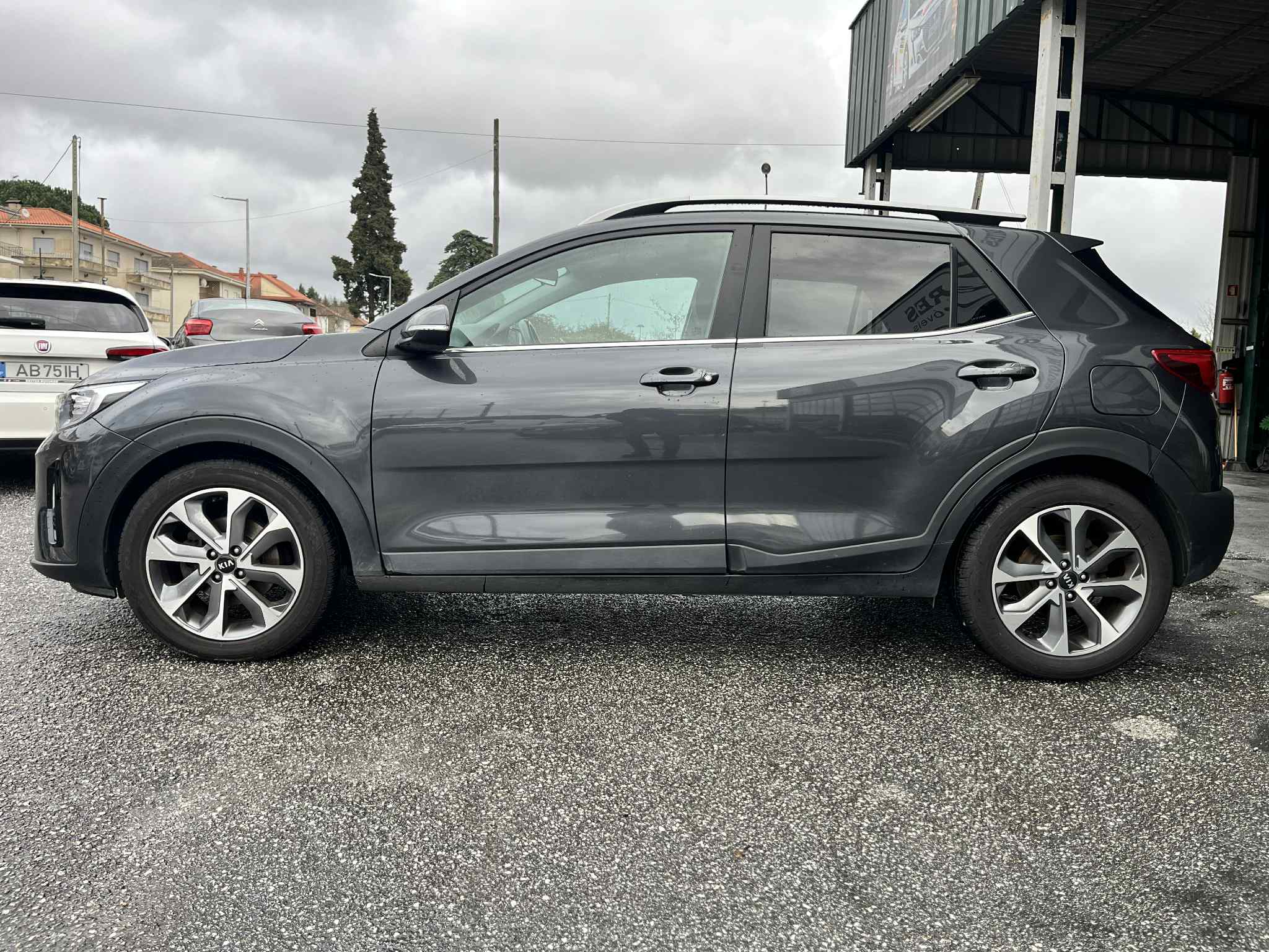 Kia Stonic 1.6 CRDI Vision - Image 8