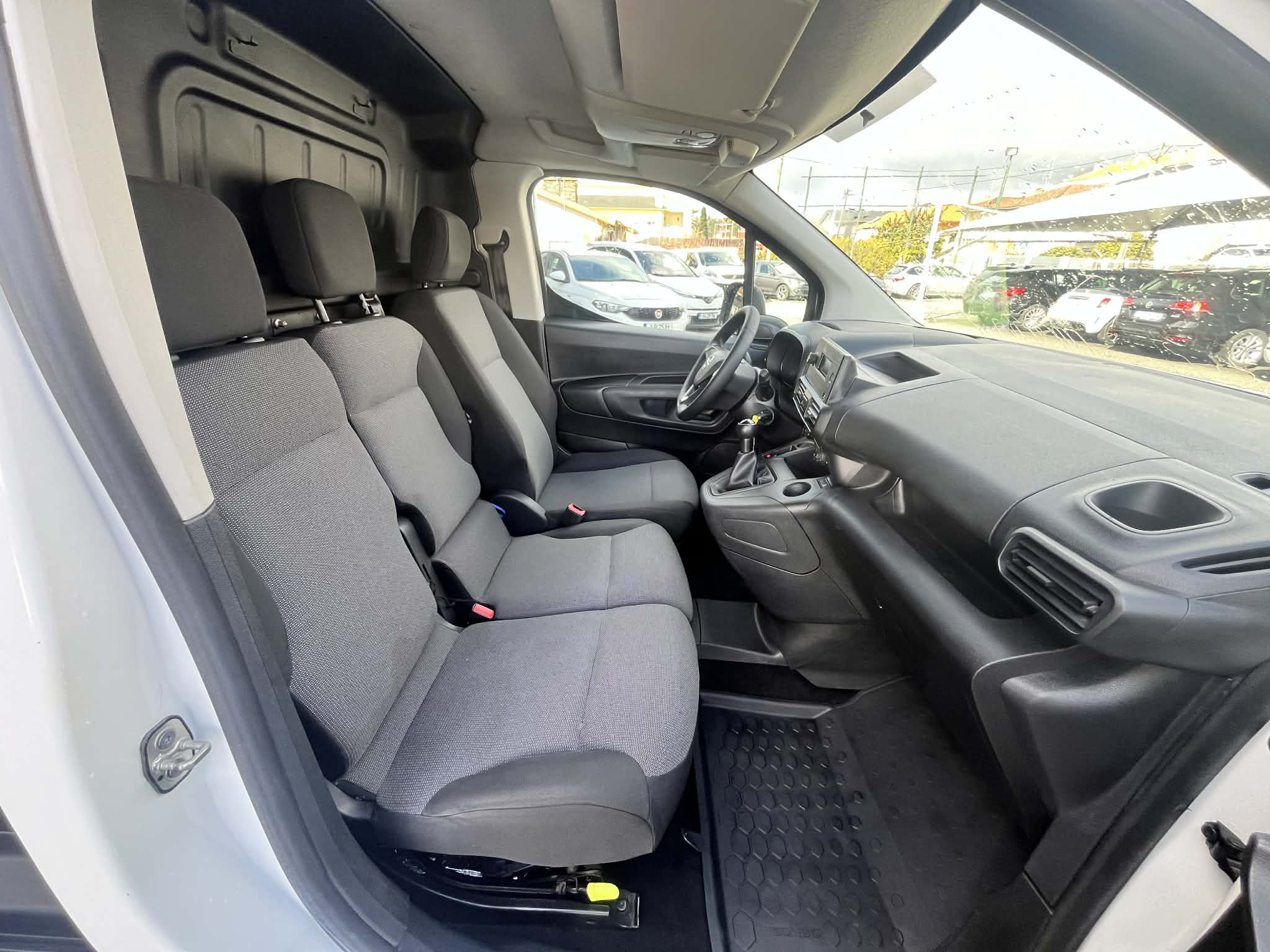 Opel Combo 1.6 CDTi - Image 14