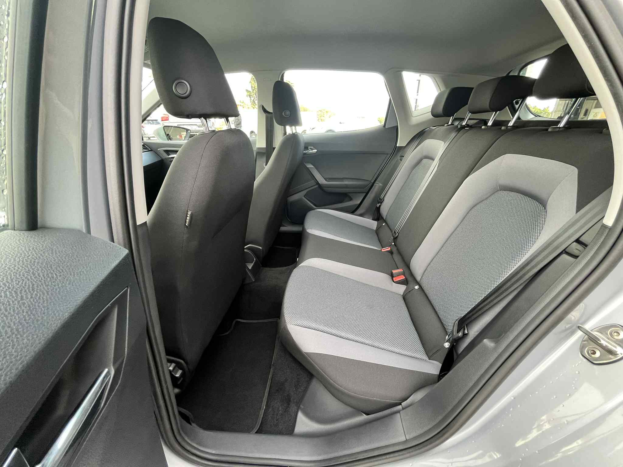 Seat Arona 1.0 TSI Style - Image 13