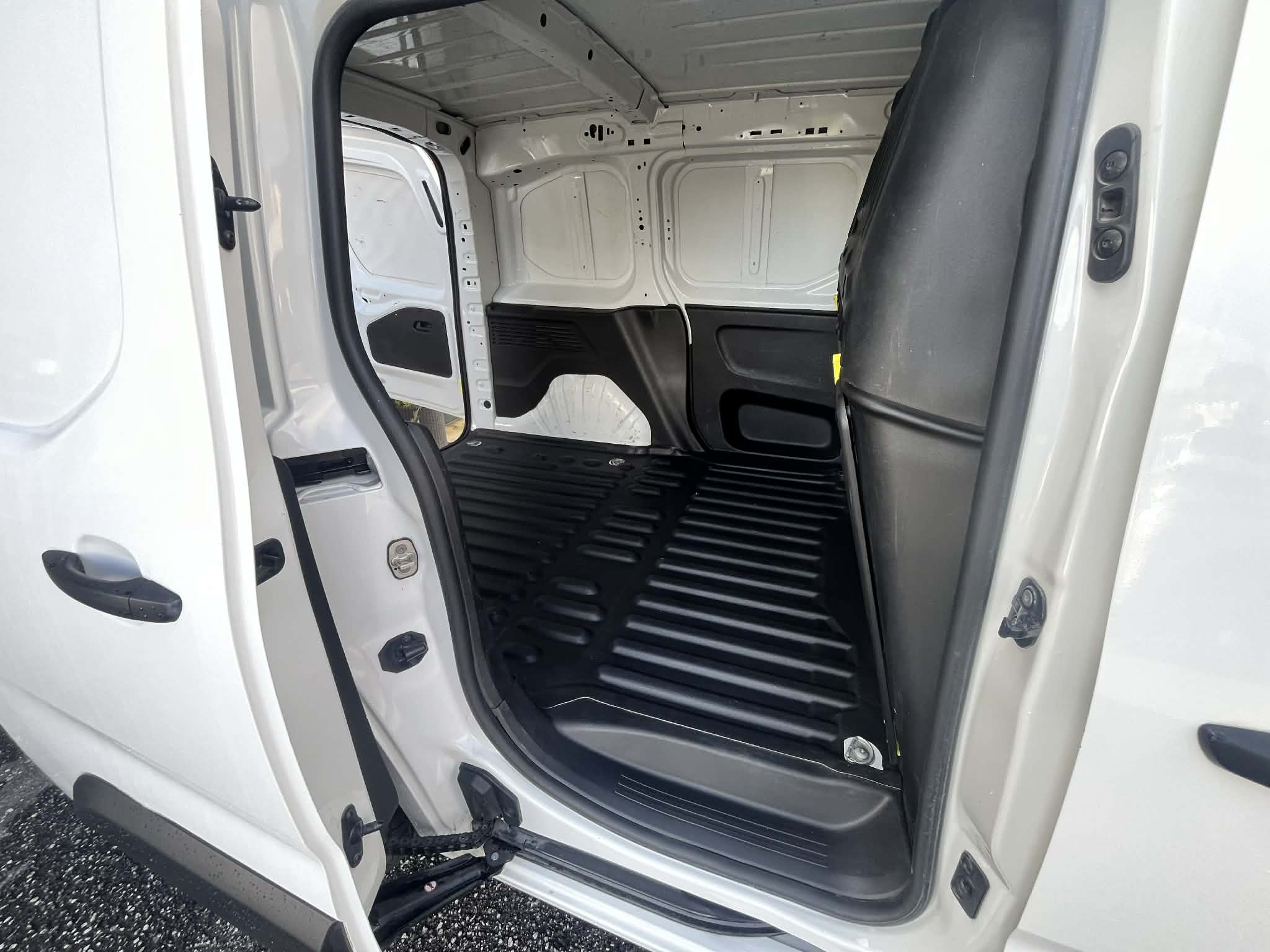 Opel Combo 1.6 CDTi - Image 16