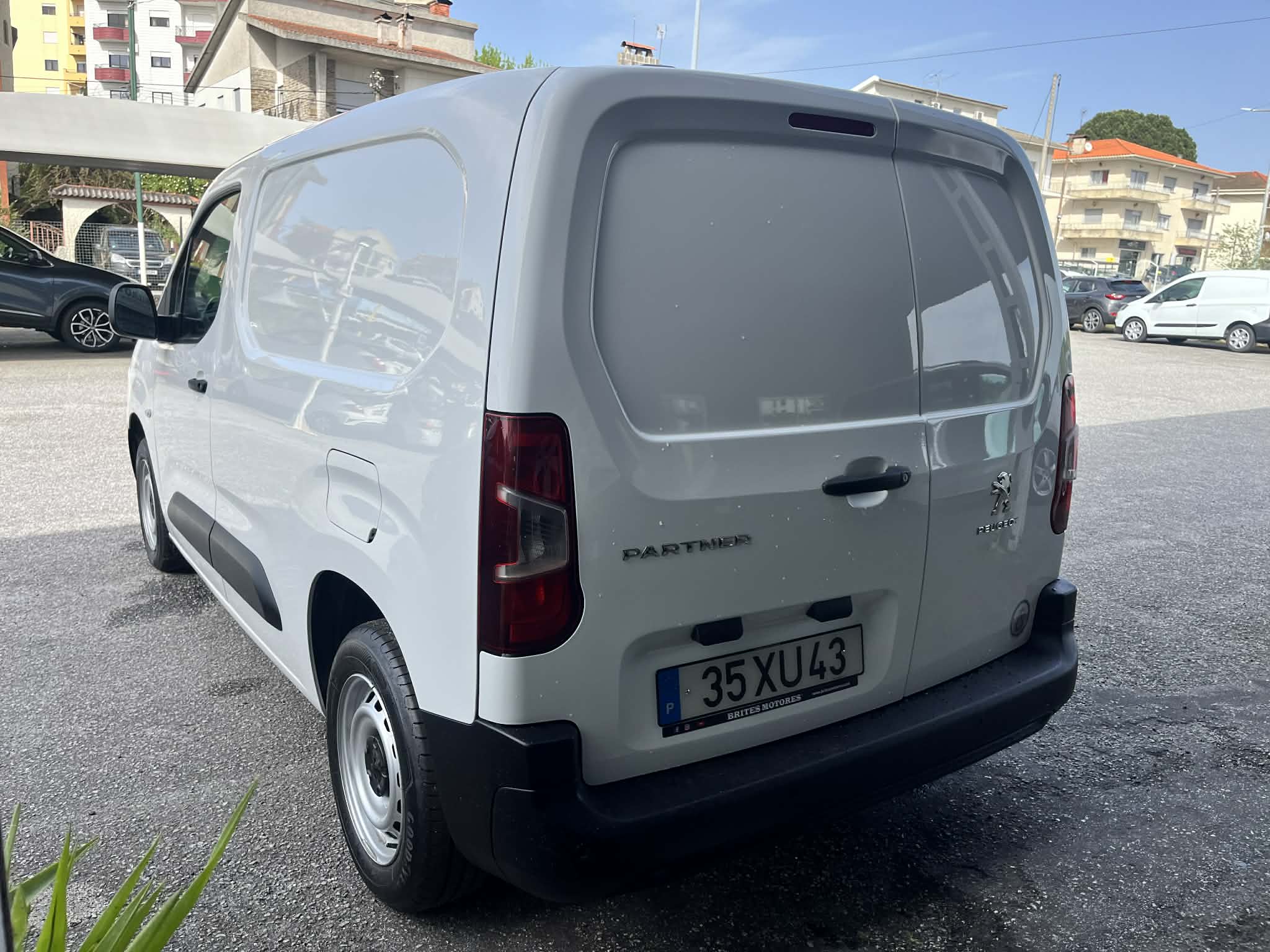 Peugeot Partner 1.6 Hdi C/IVA - Image 6