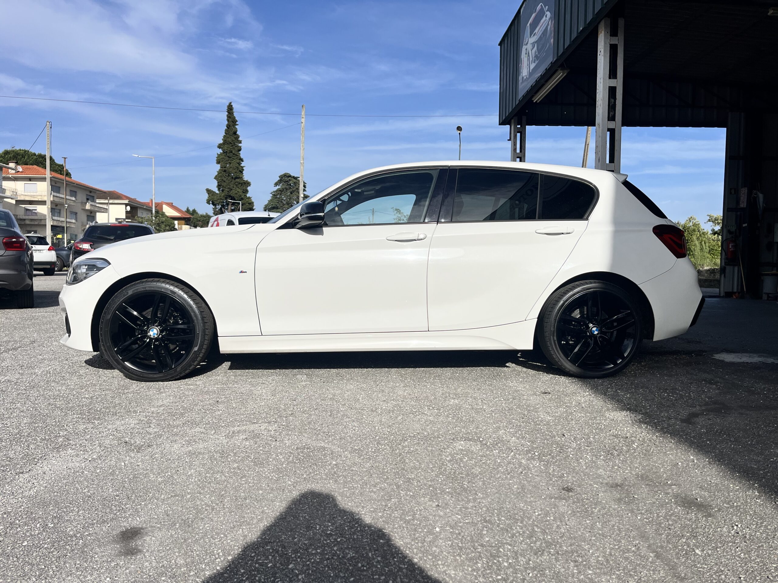 BMW 116 d Pack M - Image 8