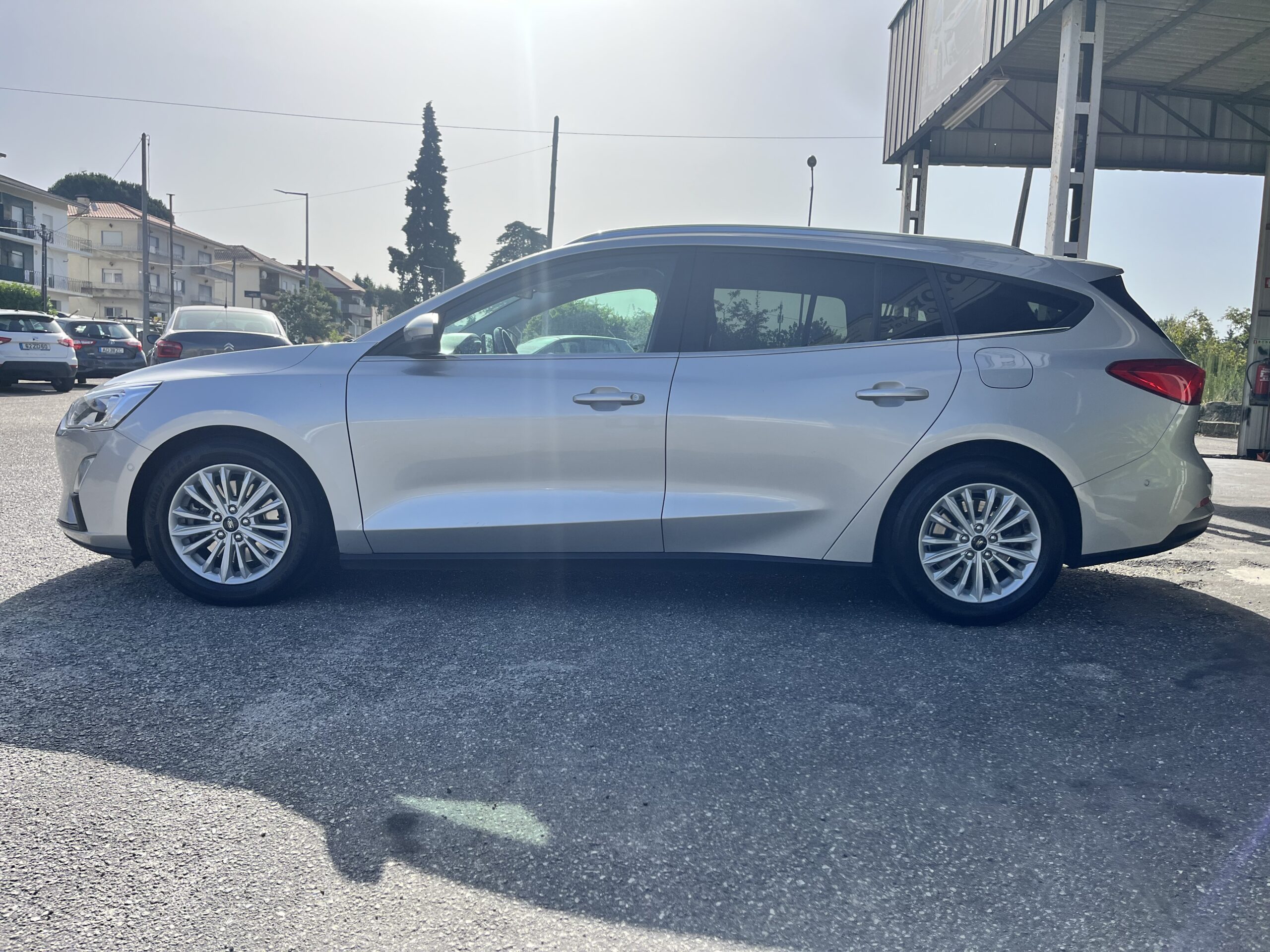 Ford Focus SW 1.5 TDCi Titanium - Image 3