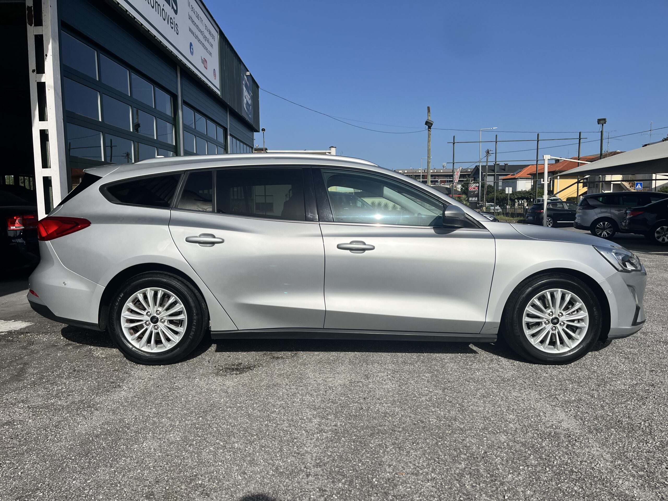 Ford Focus SW 1.5 TDCi Titanium - Image 7